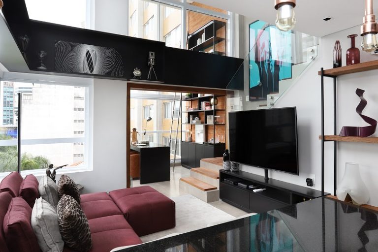 sala com pé direito duplo