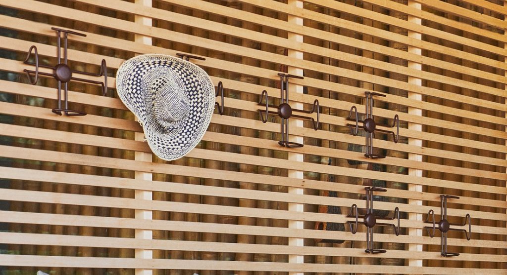 Pendurador Camomila hall