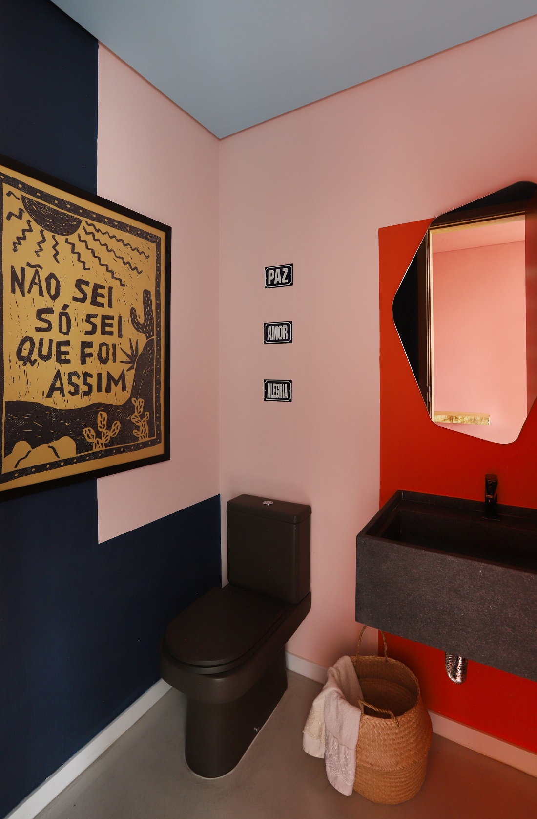 lavabo bem decorado