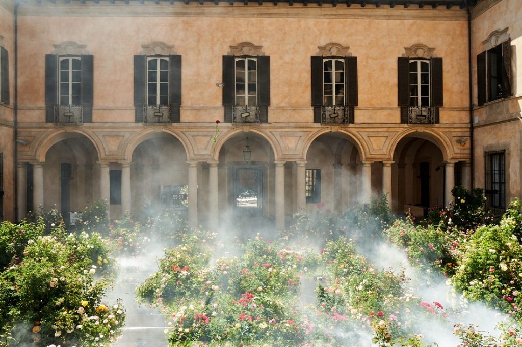 instalação da porshe no fuorisalone