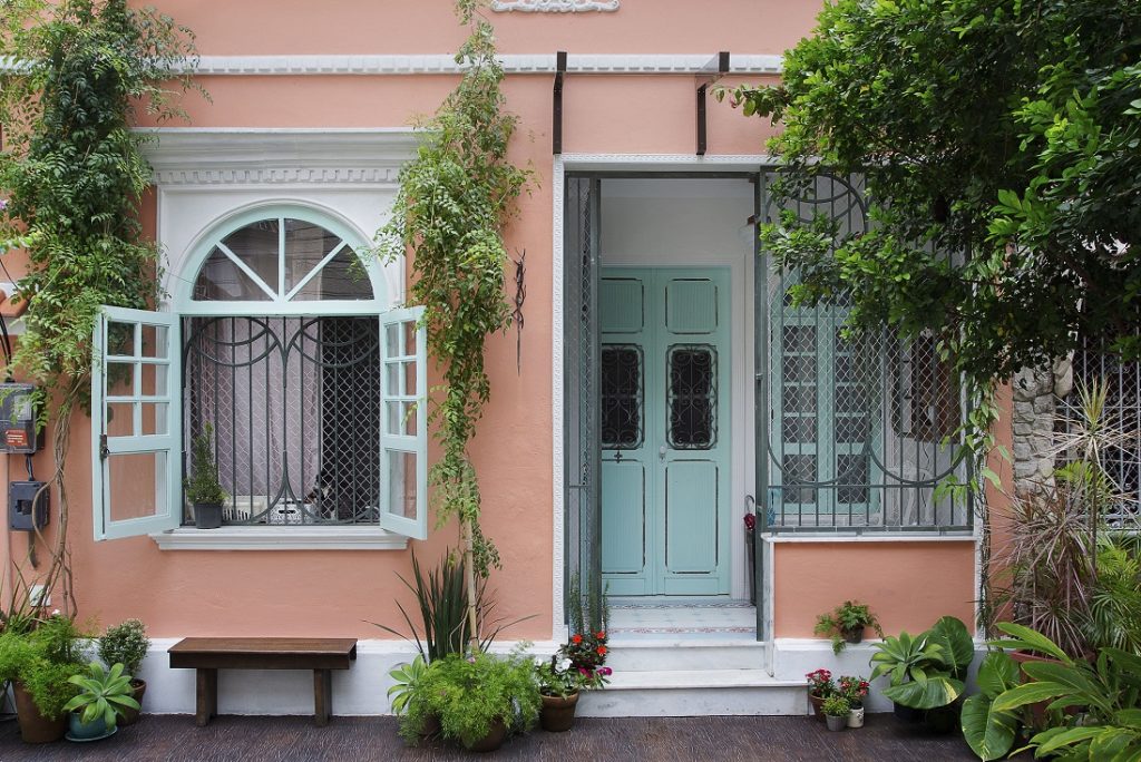 casa de vila colorida